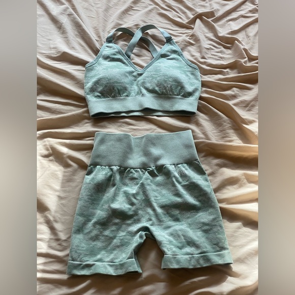 AYBL Bra & Shorts Set - Picture 3 of 3